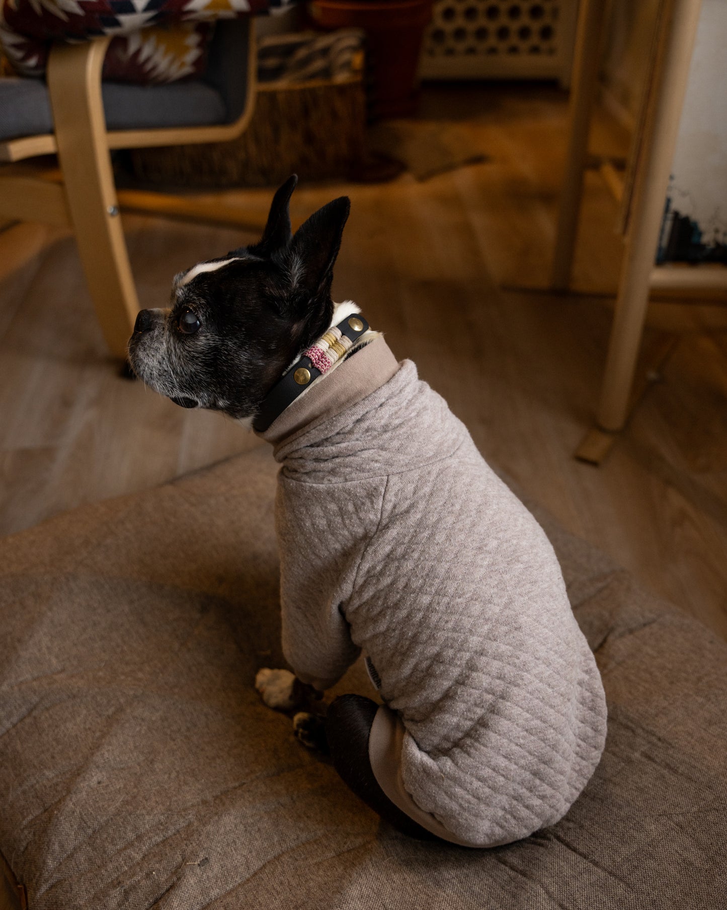 Made to measure brown quilted sweater