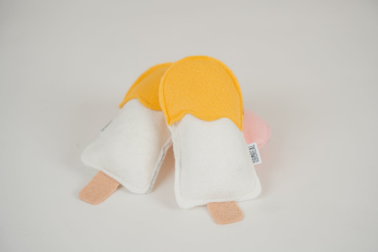 Popsicle felt toy for cats